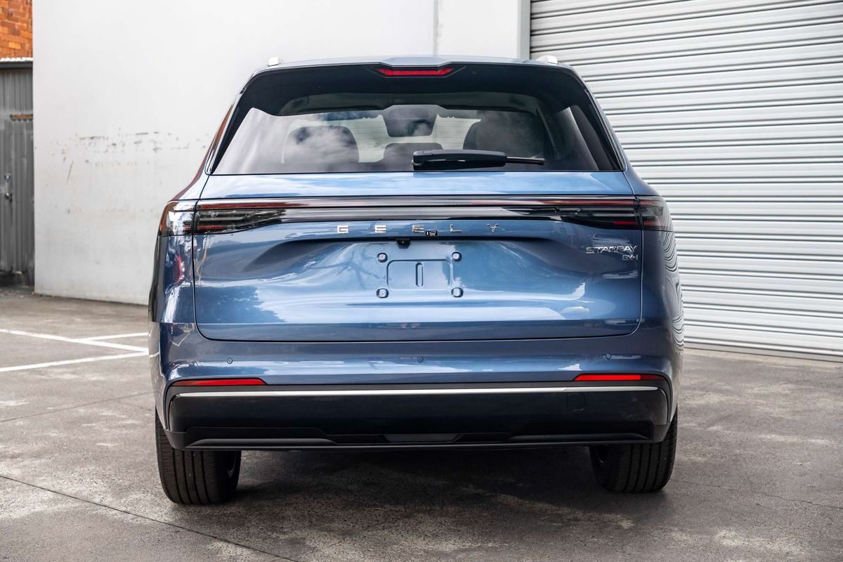 2026 Geely Starray EM-i Inspire Extended Range P145