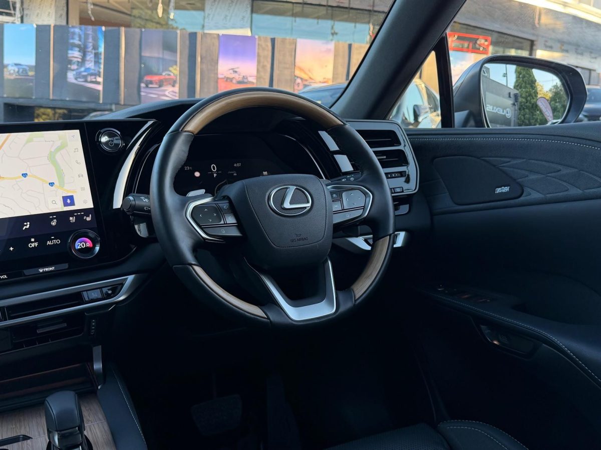 2025 Lexus RX RX450h+ Sports Luxury Auto eFour