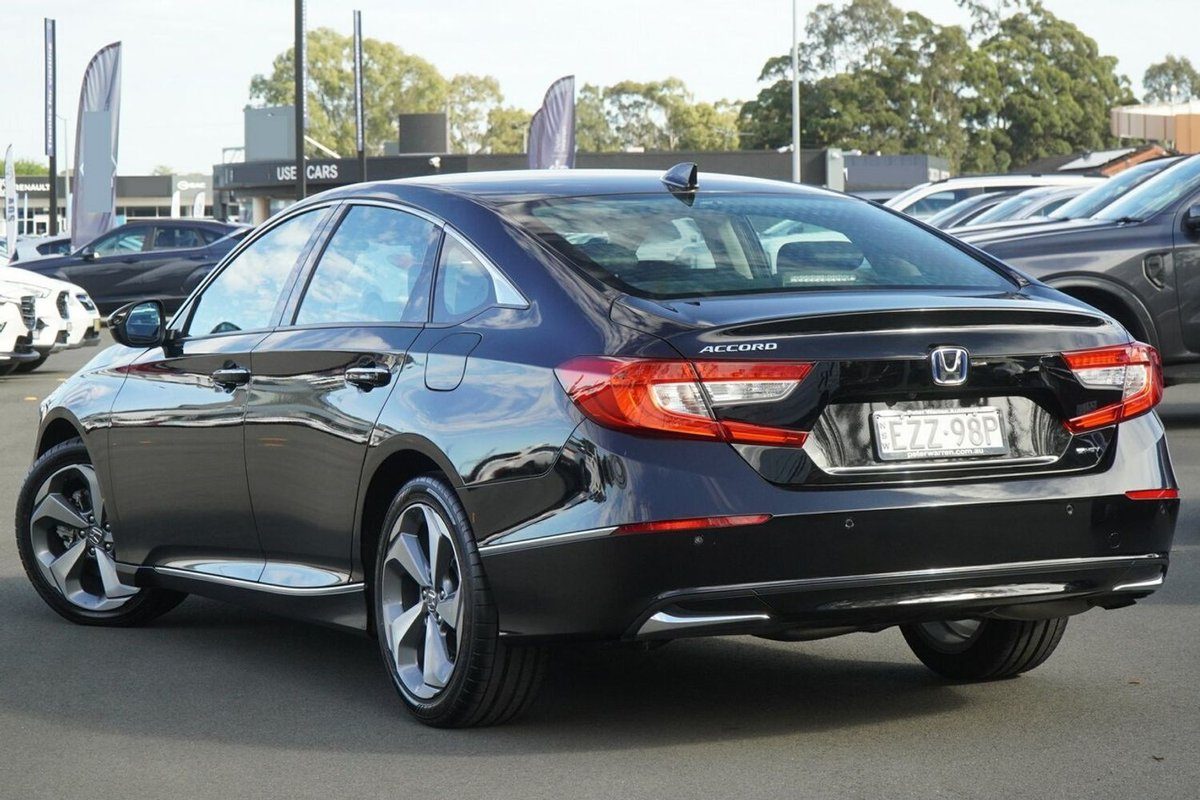 2023 Honda Accord 10th Gen VTi-LX