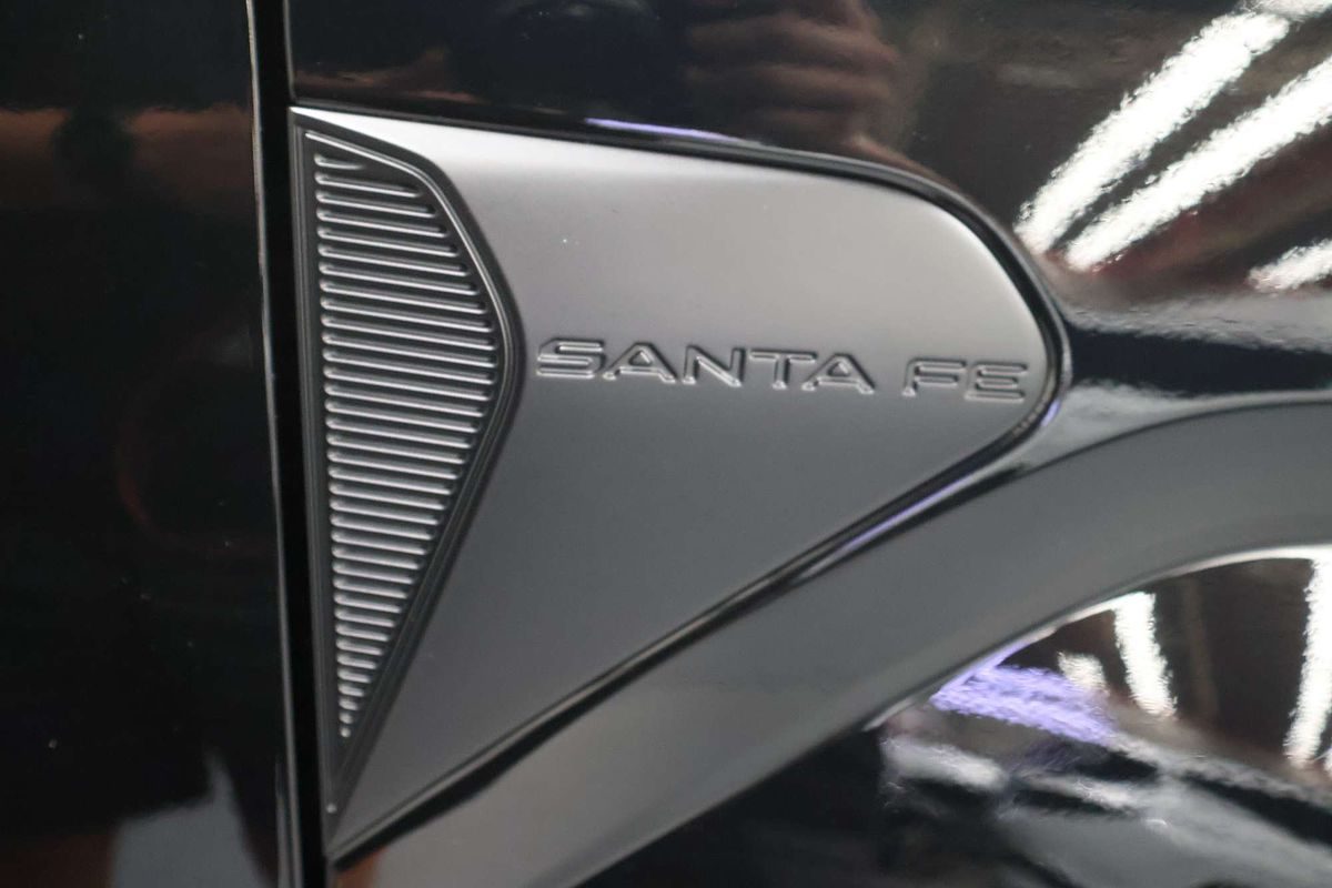 2025 Hyundai Santa Fe Hybrid Calligraphy MX5.V2