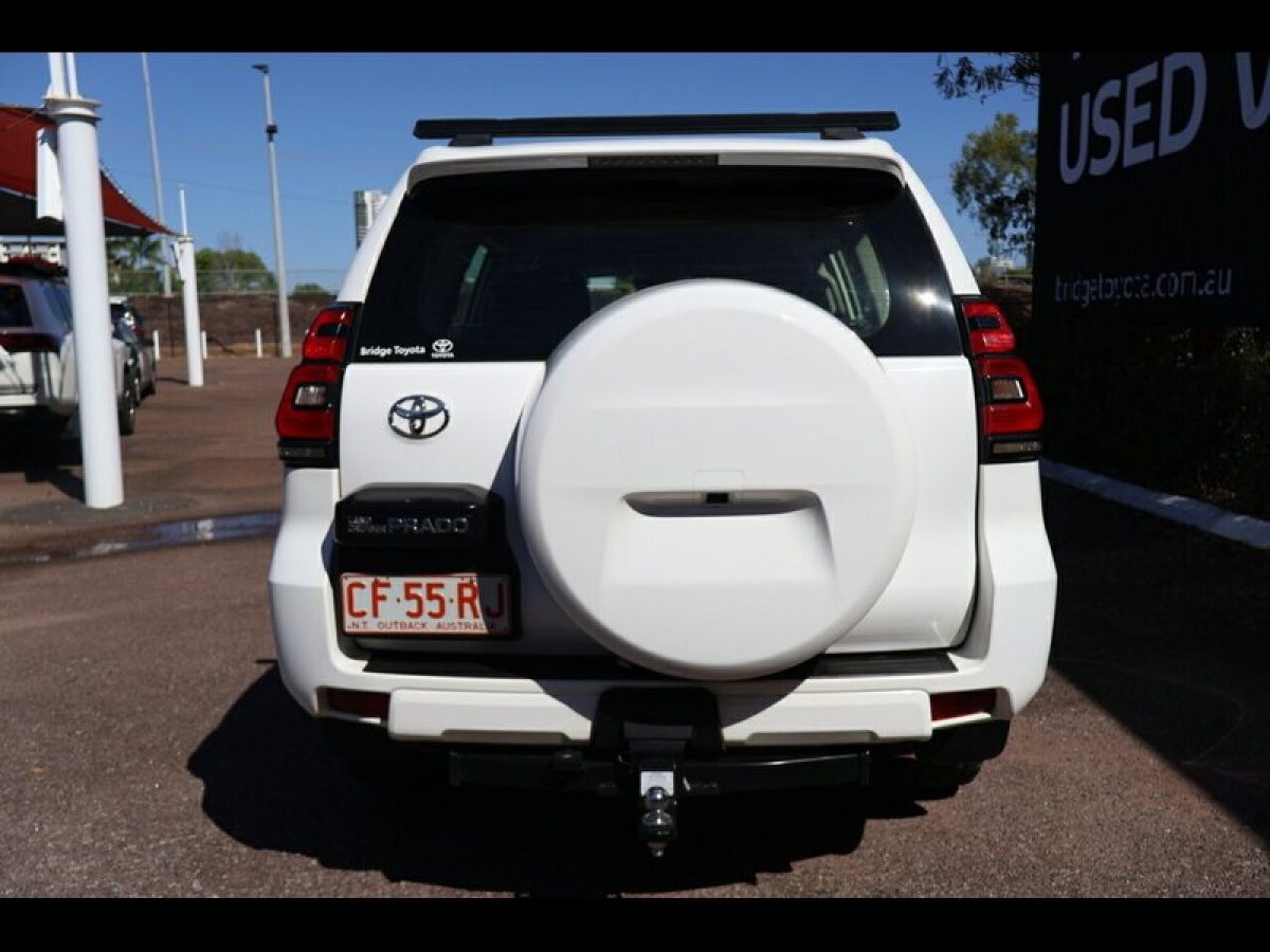 2023 Toyota Landcruiser Prado GX