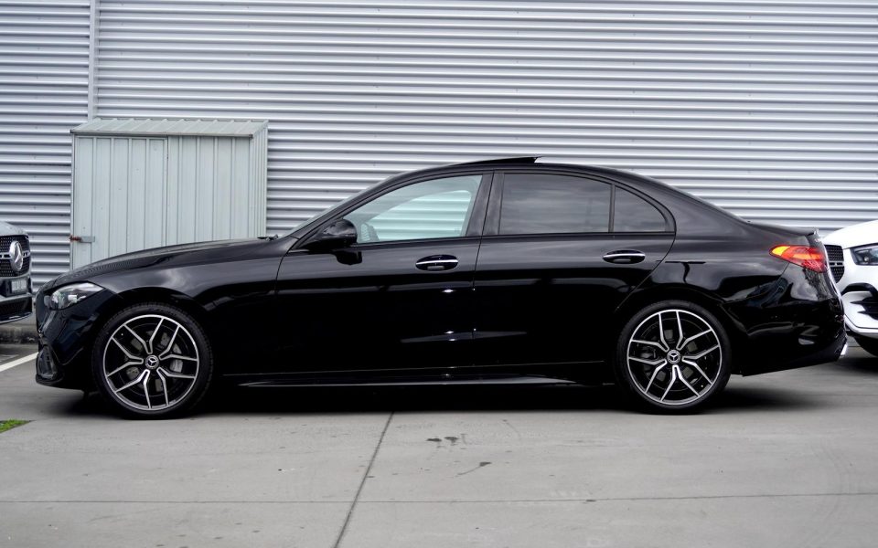 2025 Mercedes-Benz C-Class C300 AMG Line Plus Edition Auto