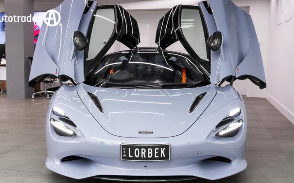 2023 McLaren 750S R