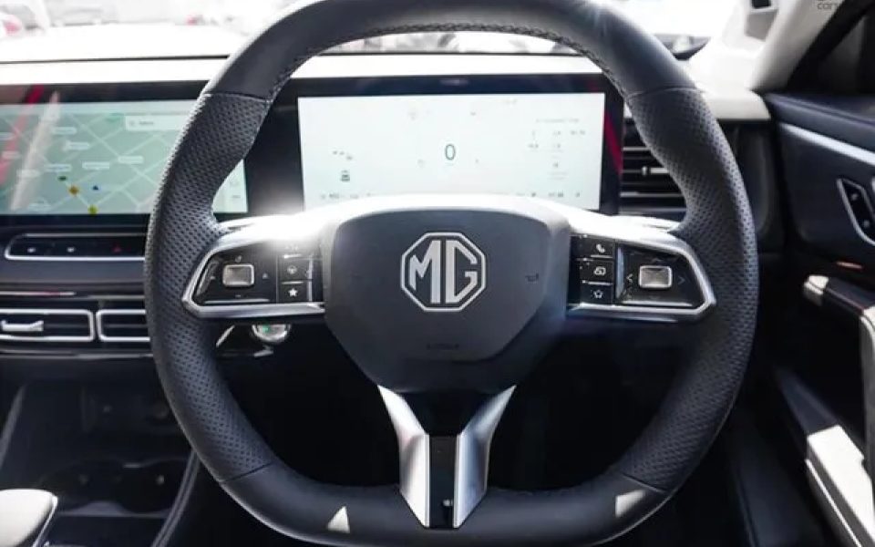2025 MG HS AS33P MY25 Super Hybrid Essence Red 3 Speed Automatic Wagon Hybrid
