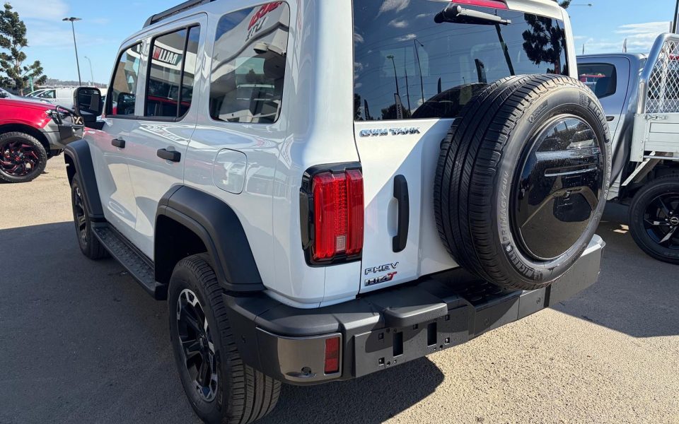 2026 GWM Tank 300 Ultra Hi4-T PHEV Auto 4x4