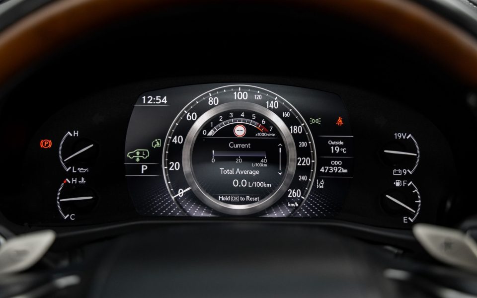 VJA310R LX600 Ultra Luxury Wagon 5dr Spts Auto 10sp, 4x4 3.5TT
