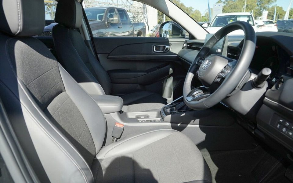 2024 Honda HR-V e:HEV L