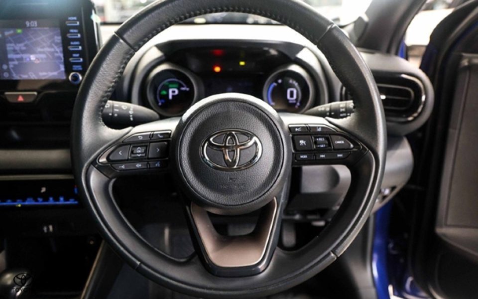 2021 Toyota Yaris SX Hybrid