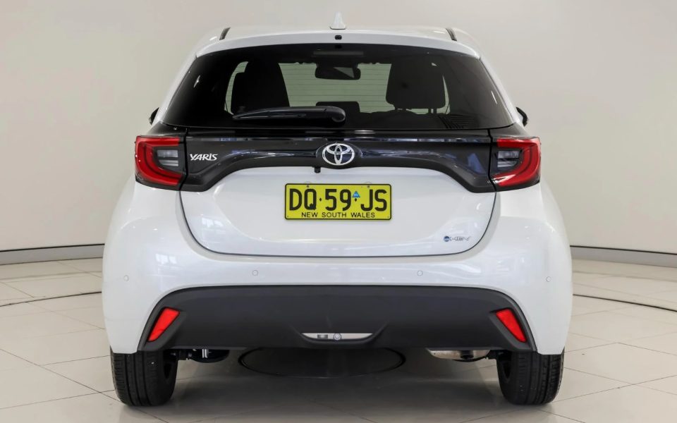 2025 Toyota Yaris SX