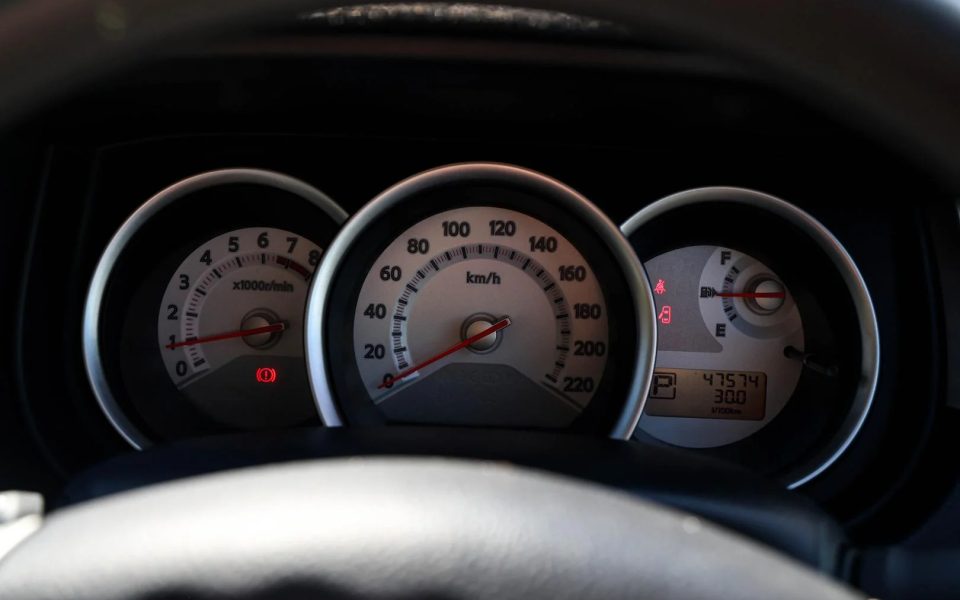 2012 NISSAN TIIDA ST