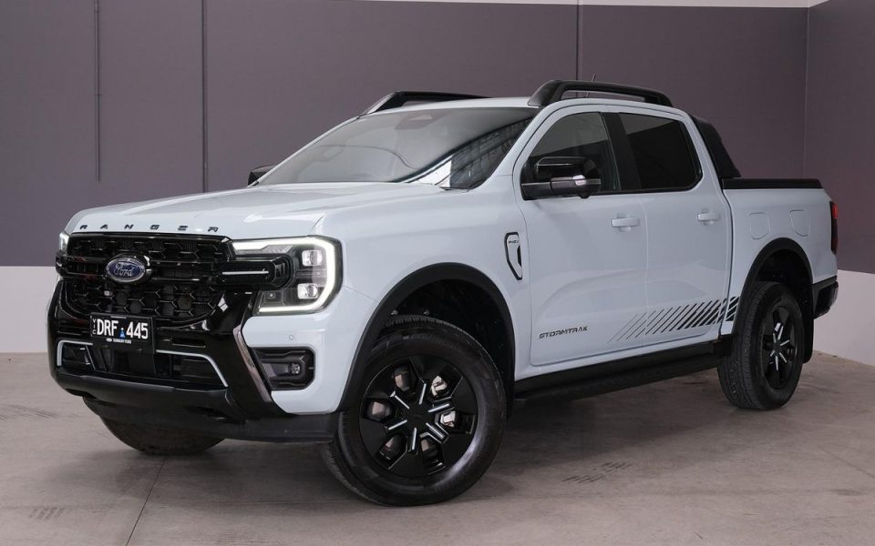 2025 Ford Ranger PHEV Stormtrak